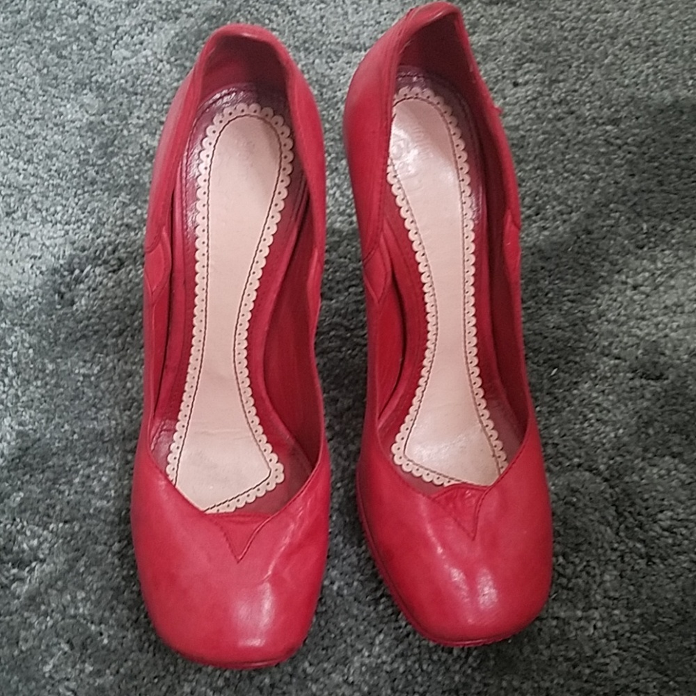 John Galliano red pumps with brown heel - Picture 3 of 9